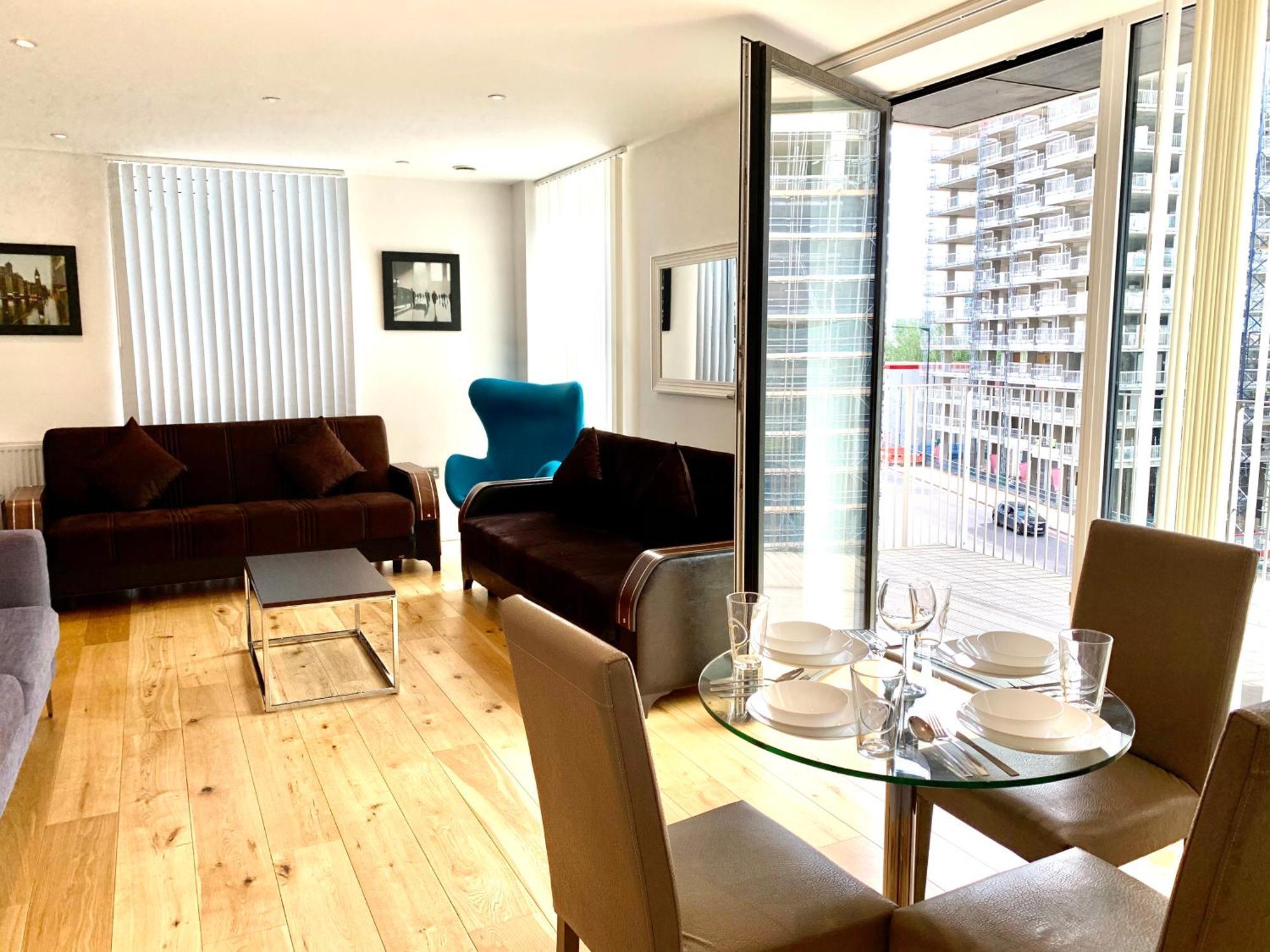 Modern London Excel 2 Bedrooms 2 Bathrooms, Parking, Kitchen, Lounge, Balcony Apartment Exteriér fotografie
